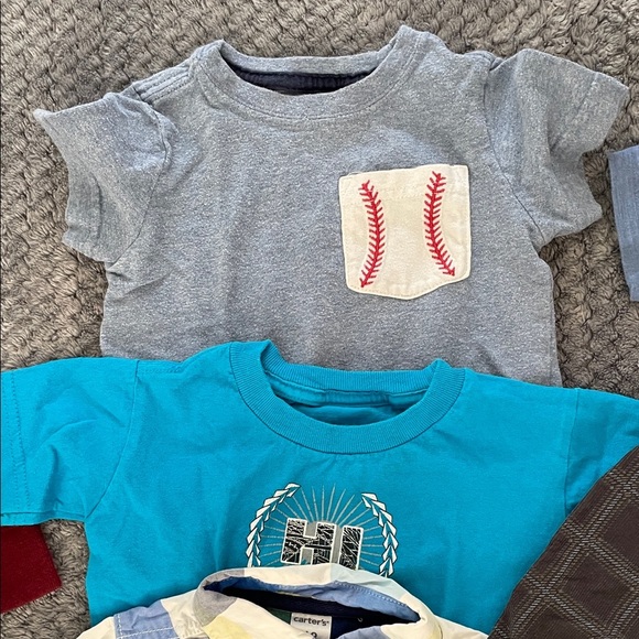 GAP Kids Short Sleeve Tees - Blue and Gray - Picture 4 of 7